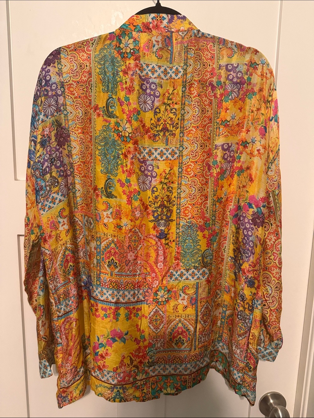 Women’s Yellow Paisley-Print Lightweight Shirt - Picture 5 of 8